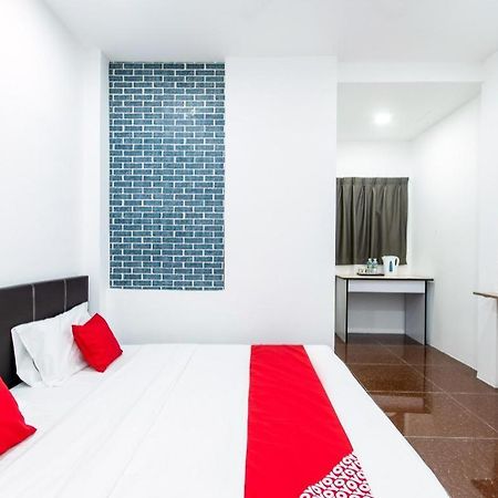 קוטה קינבלו Oyo 44011 Weng Bee Guest House מראה חיצוני תמונה
