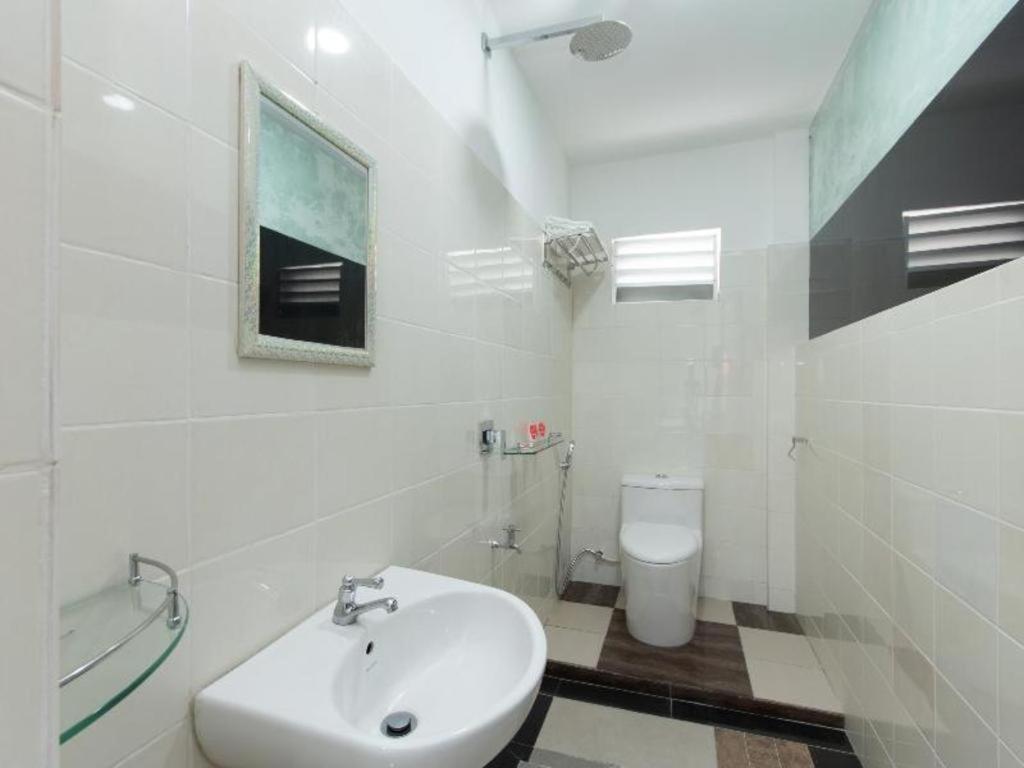 קוטה קינבלו Oyo 44011 Weng Bee Guest House מראה חיצוני תמונה