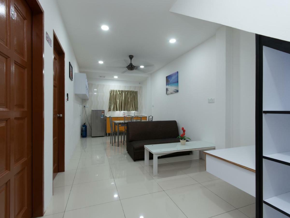 קוטה קינבלו Oyo 44011 Weng Bee Guest House מראה חיצוני תמונה
