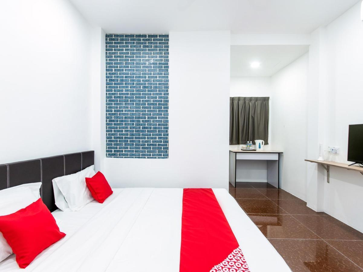 קוטה קינבלו Oyo 44011 Weng Bee Guest House מראה חיצוני תמונה