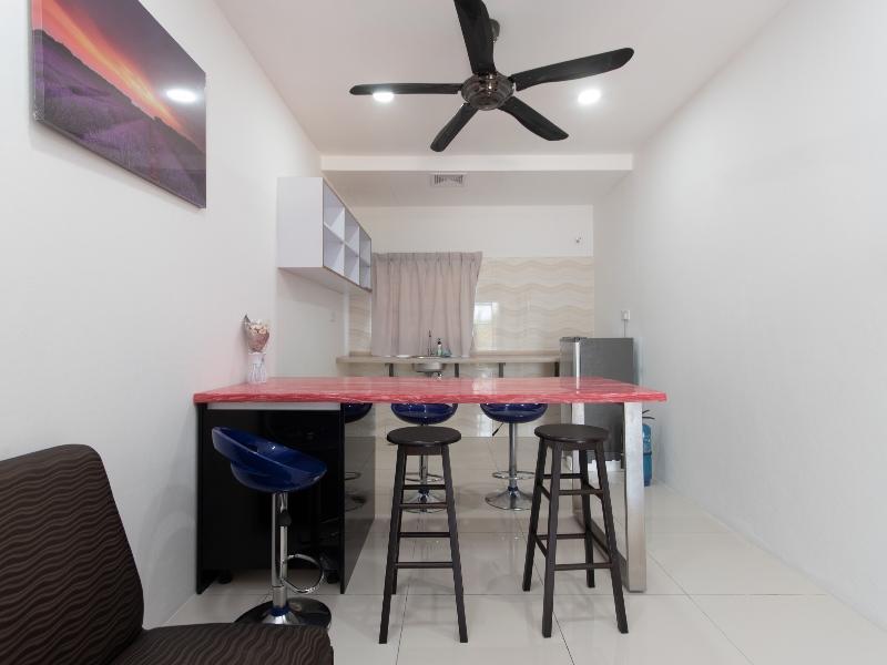 קוטה קינבלו Oyo 44011 Weng Bee Guest House מראה חיצוני תמונה